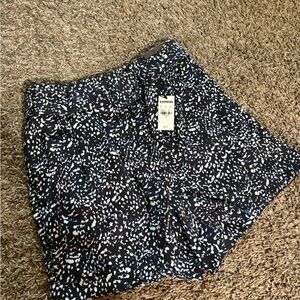 NEW WITH TAGS Express Monochrome Abstract Print Shorts Shortie High Rise Size 0